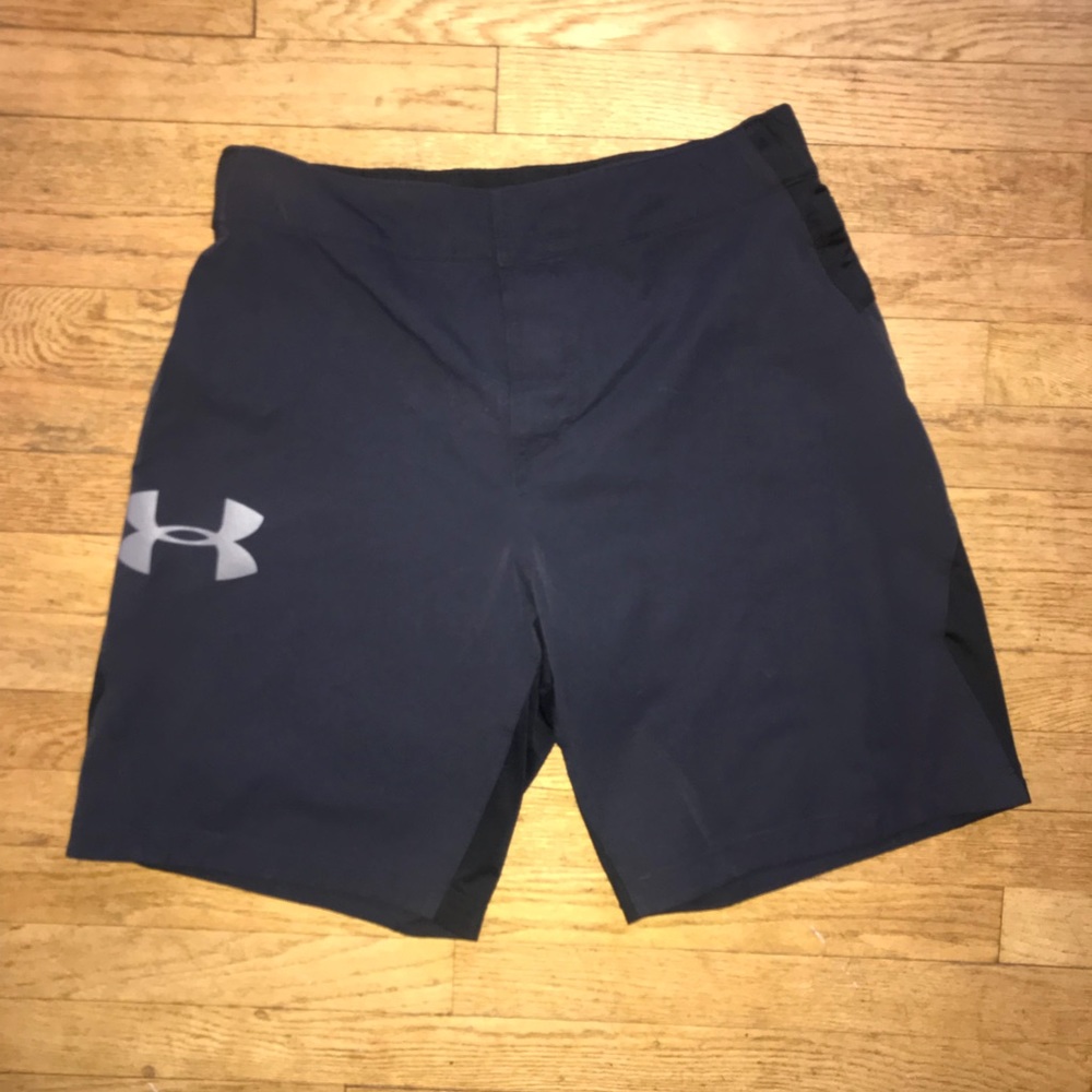 Under Armour Loose Combine athletic men’s shorts L